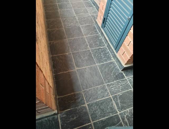 2 BEDROOM APARTMENT FOR SALE IN HEUWELOORD